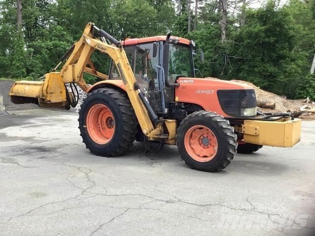 Kubota M105X Tractors