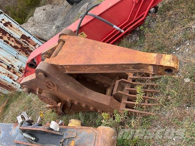 Labounty RCS80 Pulveriser (Demolition Crusher ) 