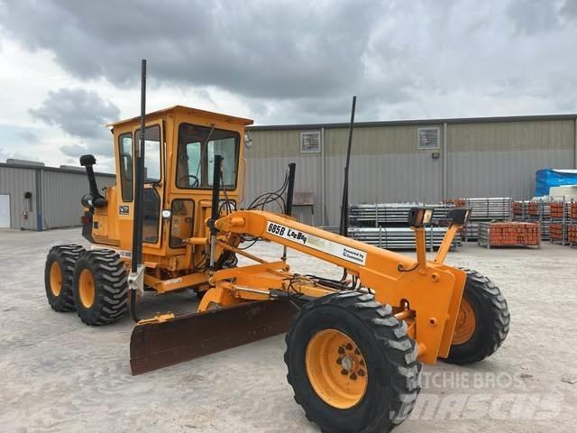 LeeBoy 685B Graders