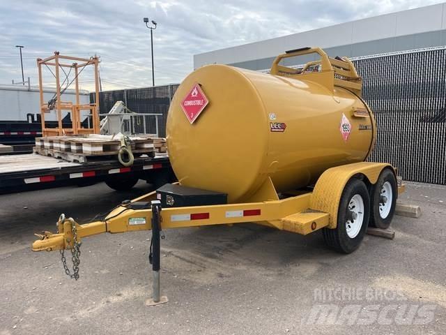 LeeBoy DOT990 Tanker trailers