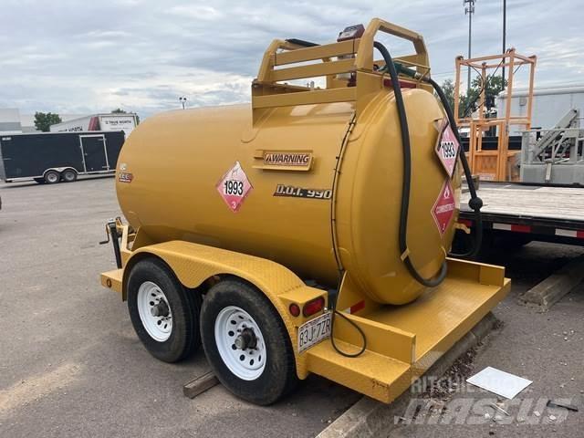 LeeBoy DOT990 Tanker trailers