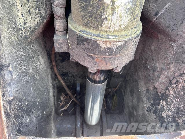 Liebherr 924 Construction - Others