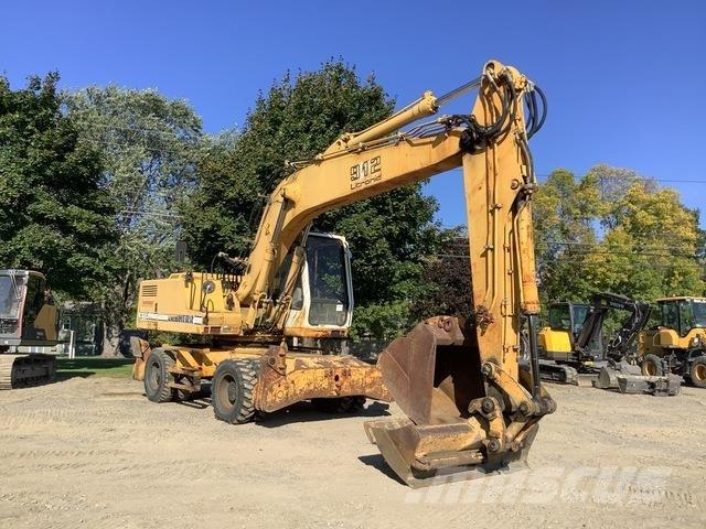 Liebherr A912 Wheeled excavators