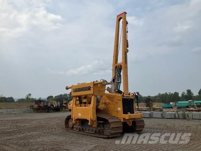 Liebherr RL54 Pipelayer dozers