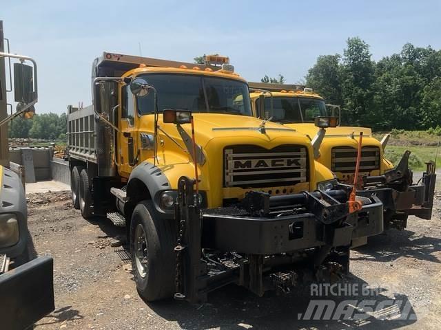Mack 700 Snow blades and plows