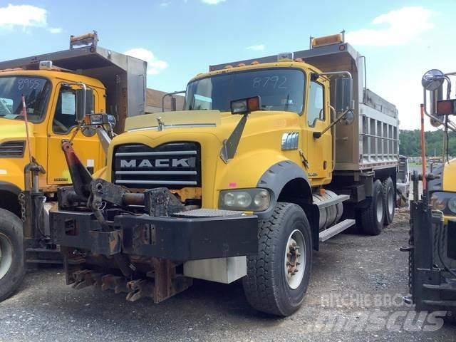 Mack 700 Snow blades and plows