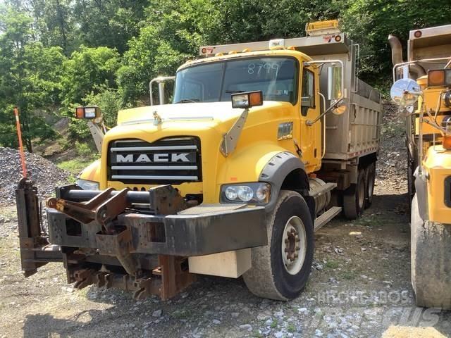 Mack 700 Snow blades and plows