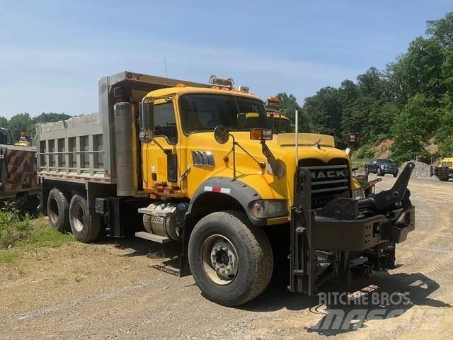Mack 700 Snow blades and plows