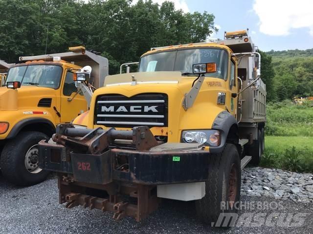 Mack 700 Snow blades and plows