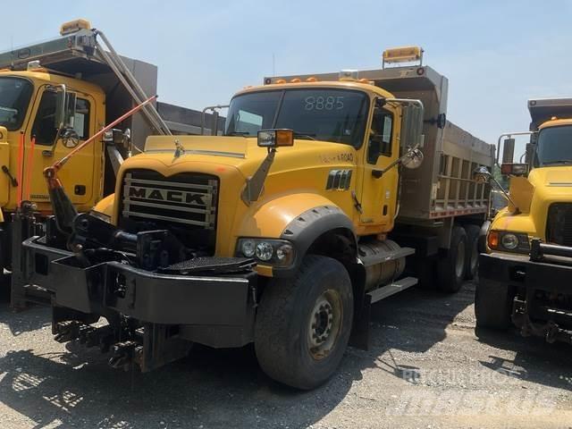 Mack 700 Snow blades and plows