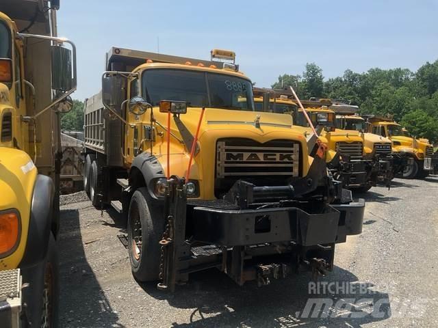 Mack 700 Snow blades and plows