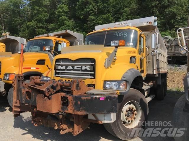 Mack 700 Snow blades and plows