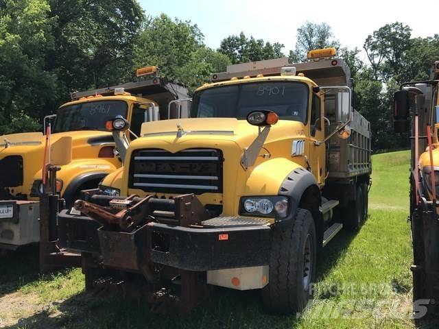 Mack 700 Snow blades and plows