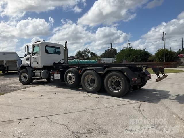 Mack CT713 Skip loader trucks