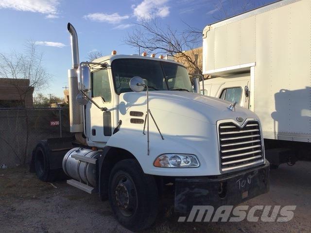 Mack CXN612 Tractor Units