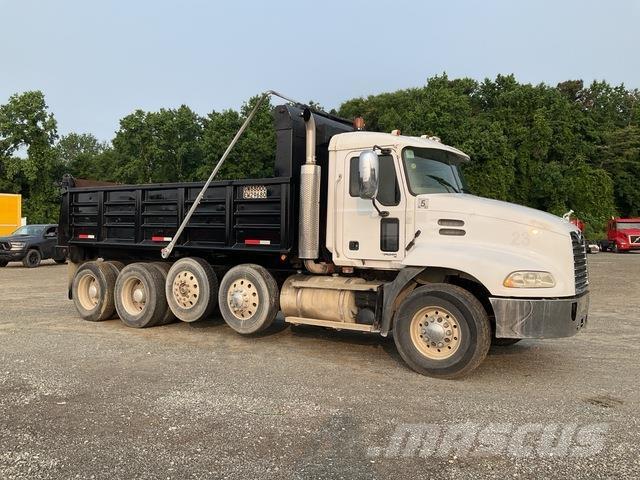 Mack CXN613 Tipper trucks