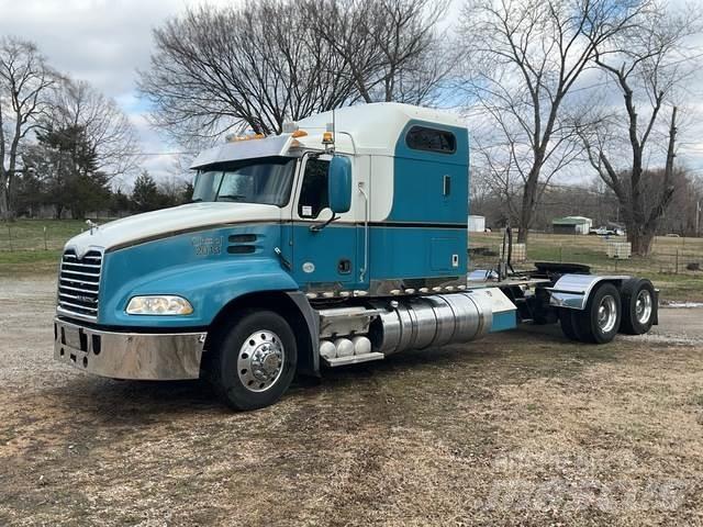 Mack CXU Tractor Units