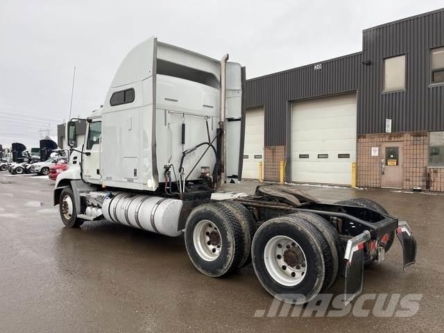 Mack CXU613 Tractor Units