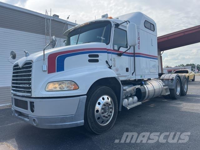 Mack CXU613 Tractor Units