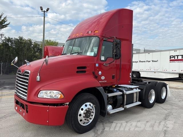 Mack CXU613 Tractor Units
