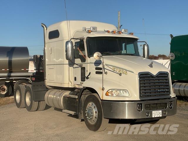 Mack CXU613 Tractor Units