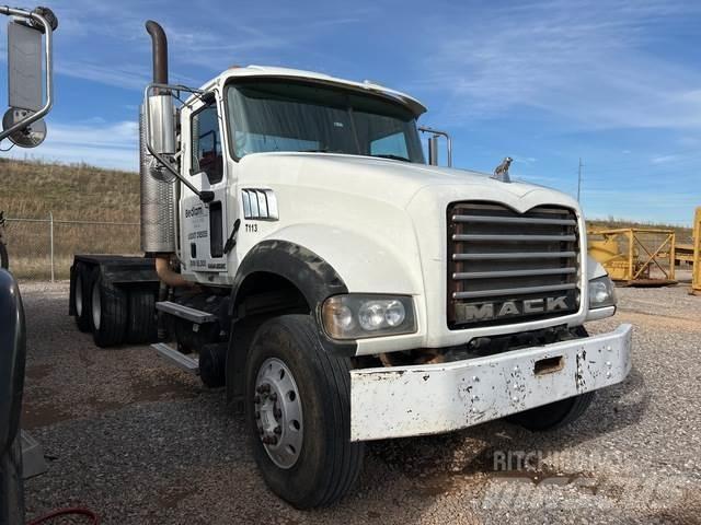 Mack GU713 Tractor Units