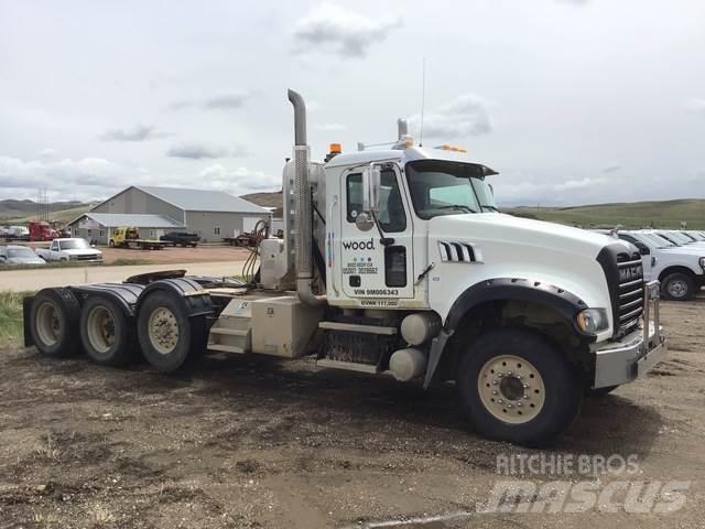 Mack GU713 Tractor Units