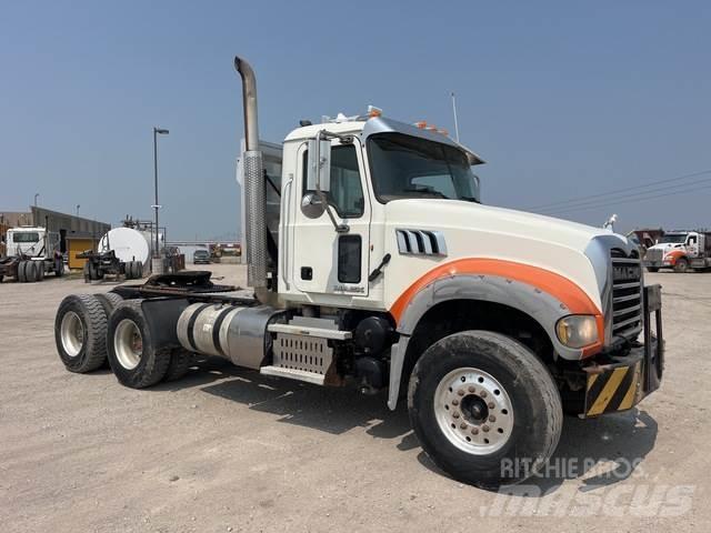 Mack GU713 Tractor Units
