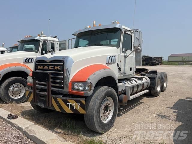 Mack GU713 Tractor Units