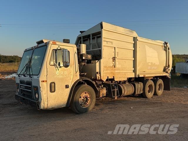 Mack LEU613 Waste trucks