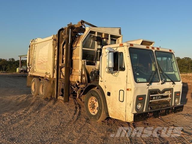 Mack LEU613 Waste trucks
