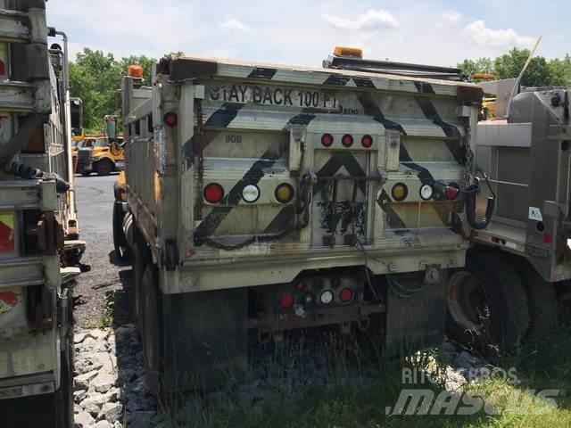 Mack RD600 Snow blades and plows