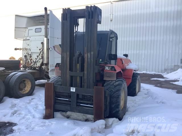 Manitou MA470T Rough terrain trucks