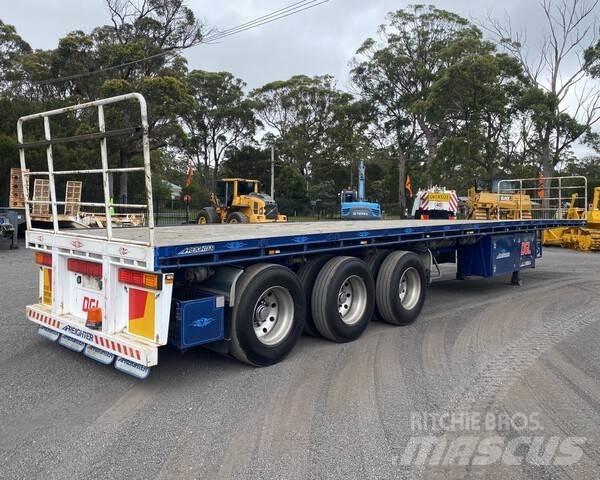 MaxiTrans  Flatbed/Dropside trailers