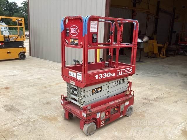 MEC 1330SE Scissor lifts