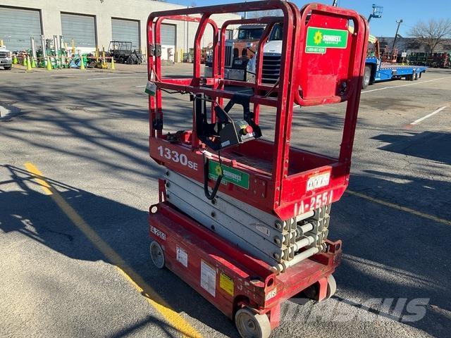 MEC 1330SE Scissor lifts