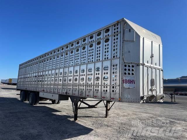 Merritt  Animal transport trailers