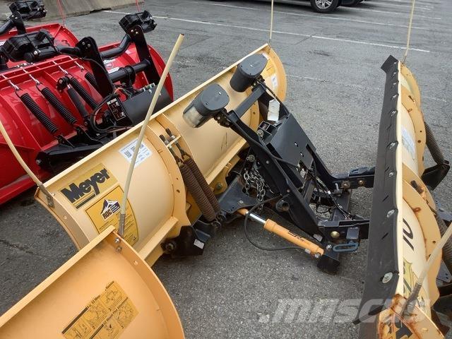 Meyer LP-8.5 Snow blades and plows