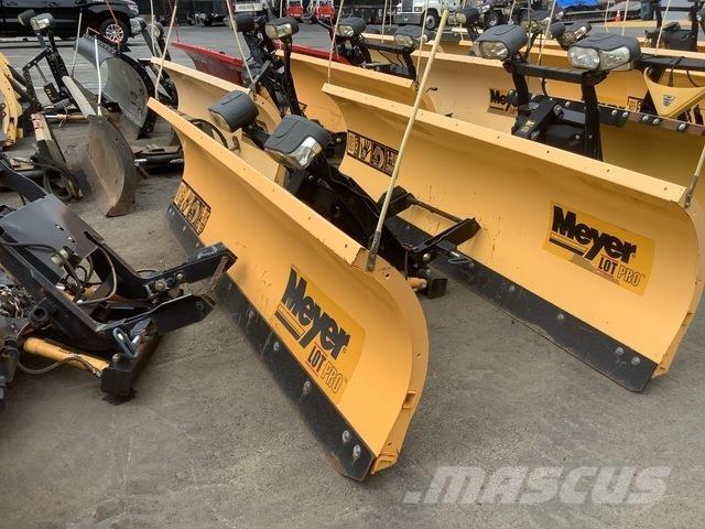 Meyer LP-9.0 Snow blades and plows