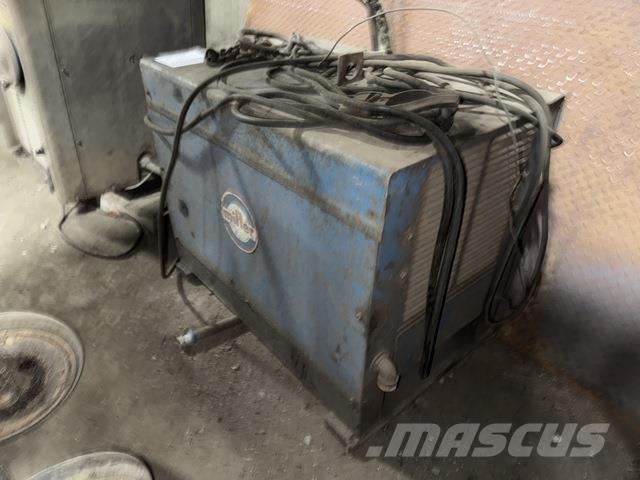 Miller SRH-444 Welding machines