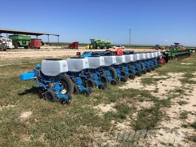 Monosem  Planters