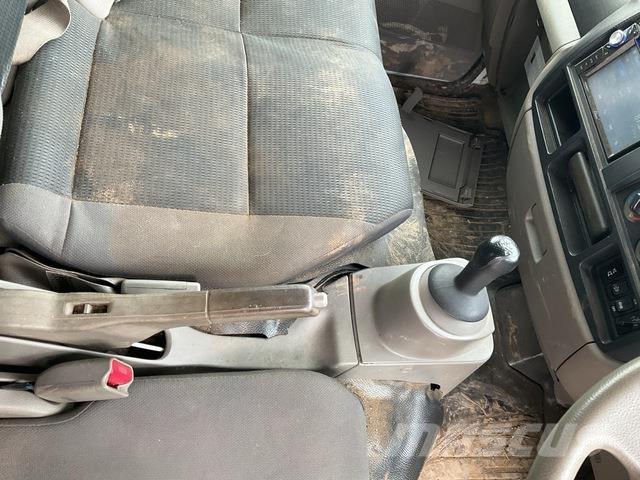 Nissan ATLAS Flatbed / Dropside trucks