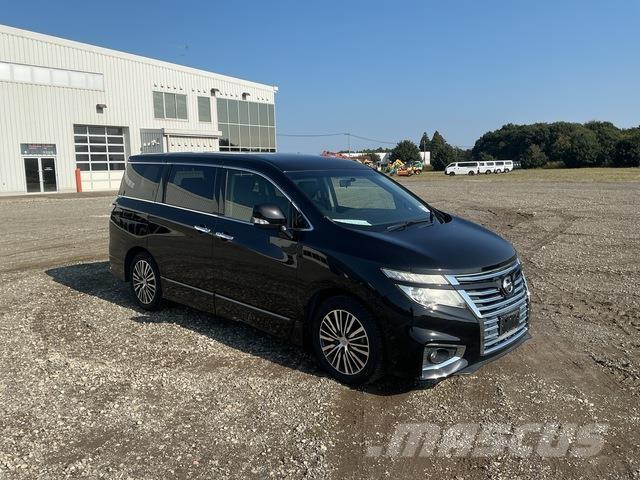 Nissan Elgrand Mini buses