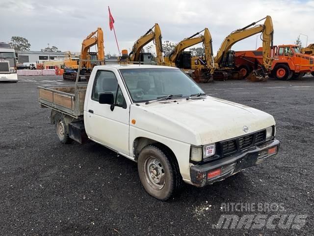 Nissan Navara Pick up/Dropside