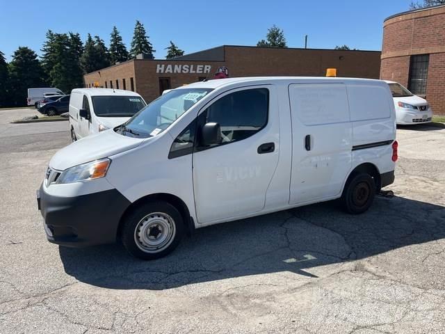 Nissan NV200 Panel vans