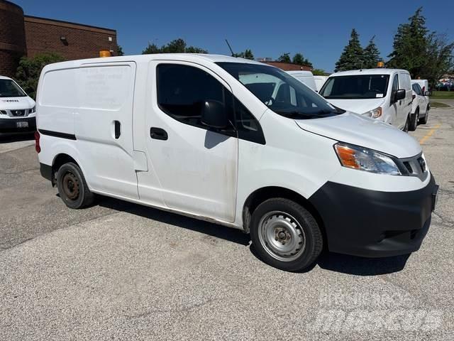 Nissan NV200 Panel vans