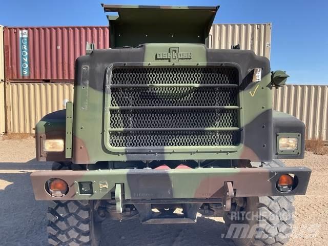 Oshkosh AMK29A1 Tipper trucks