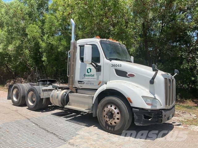 Peterbilt  Tractor Units