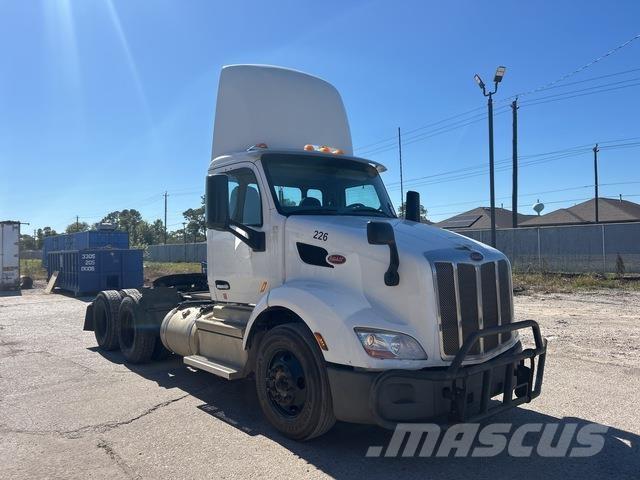 Peterbilt  Tractor Units