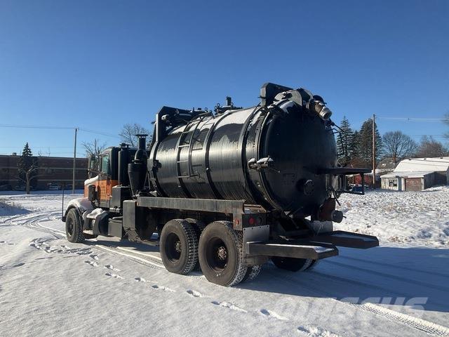 Peterbilt  Combi / vacuum trucks